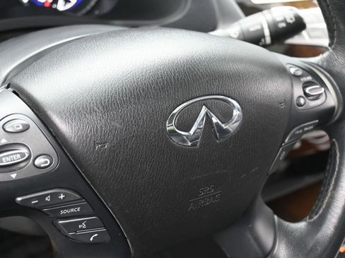 Used 2017 INFINITI QX60 Luxe w/ Deluxe Technology Package image 13