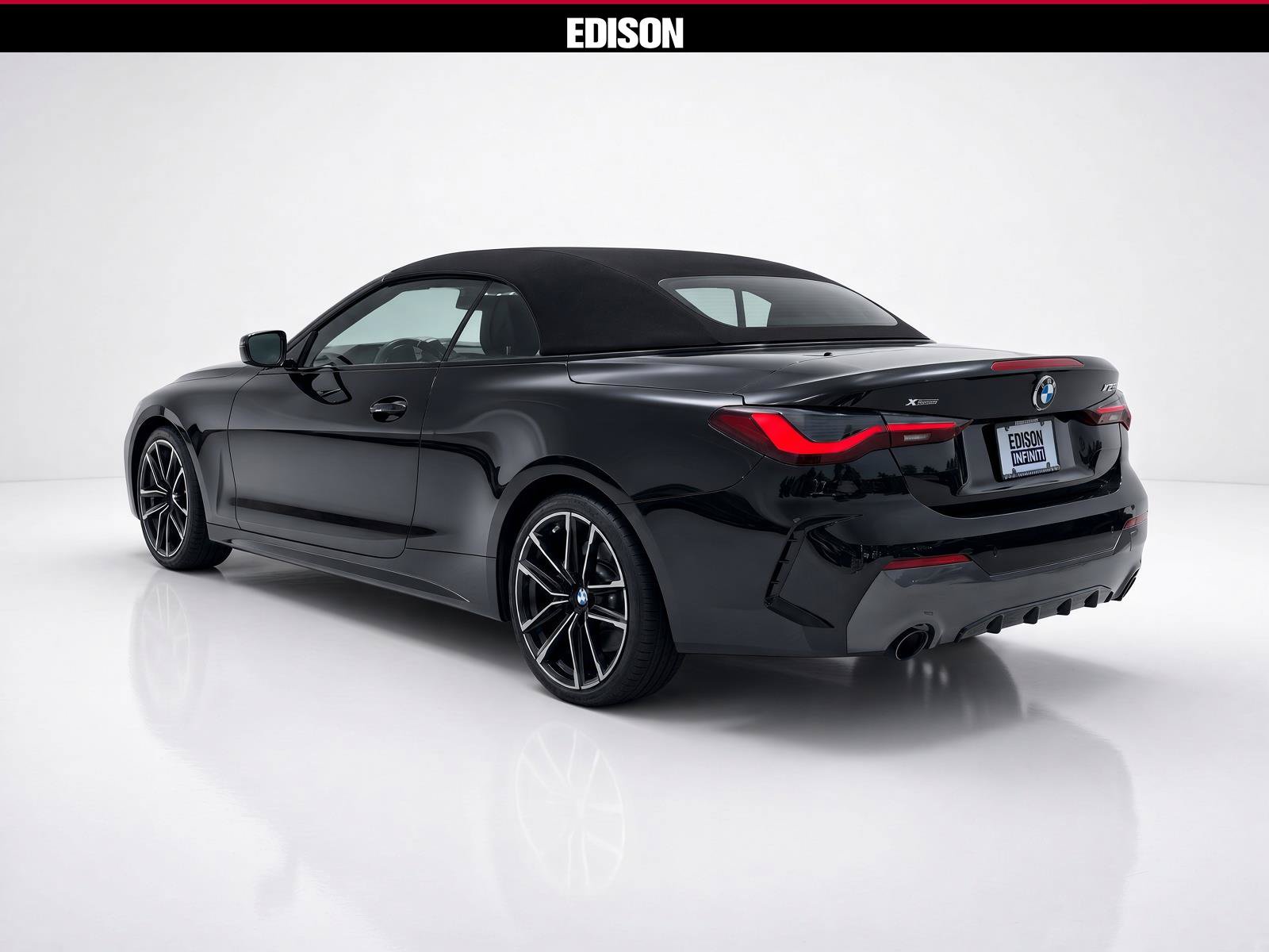 Used 2023 BMW 430i xDrive Convertible w/ M Sport Package AWD/4WD image 3
