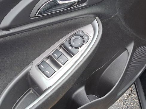 Used 2024 Chevrolet Malibu LT FWD image 23