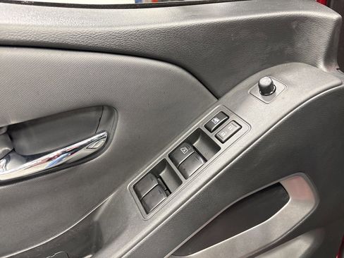 Used 2024 Nissan Frontier SL image 24