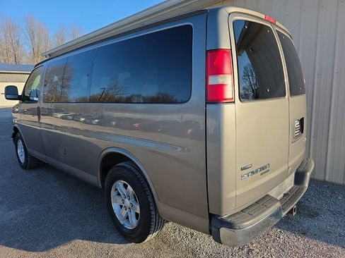 Used 2009 GMC Savana 1500 Passenger w/ LT Preferred Equipment Group image 7