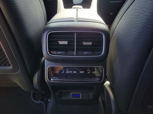 New 2026 Mercedes-Benz GLS 580 4MATIC image 17