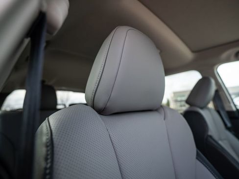 Used 2024 Subaru Outback Limited XT image 18