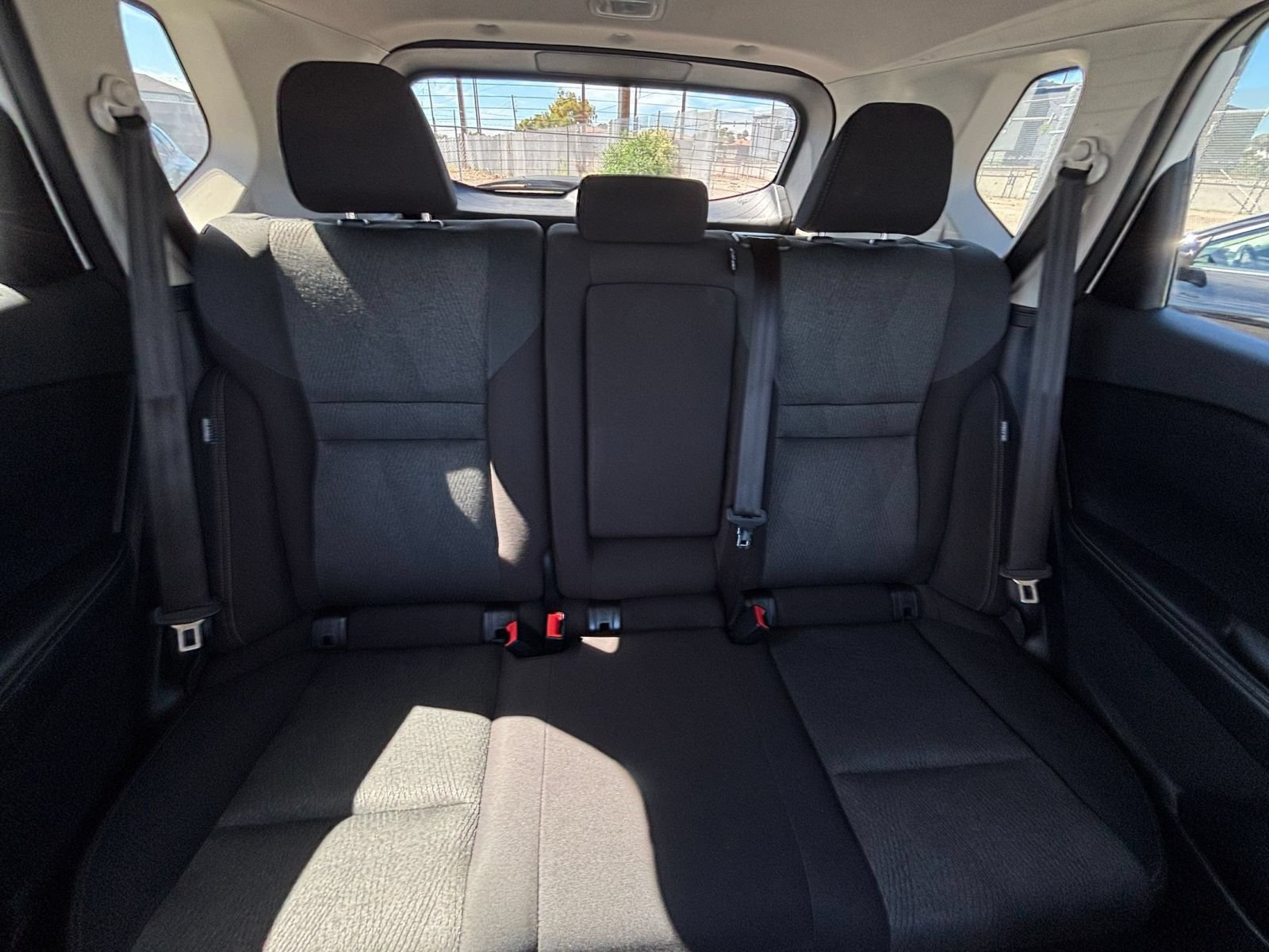 Used 2025 Nissan Rogue SV AWD/4WD image 39