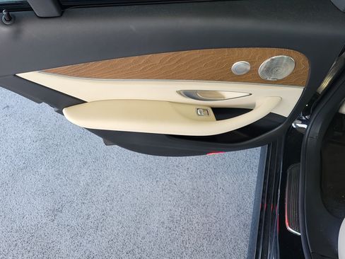 Used 2022 Mercedes-Benz E 350 Sedan image 11