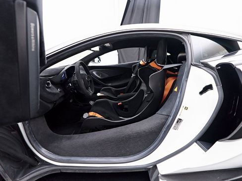 Used 2019 McLaren 600LT image 49