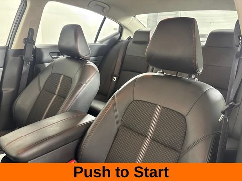 Used 2023 Nissan Altima 2.5 SR FWD image 9