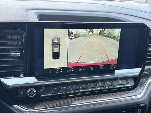 Used 2023 Chevrolet Silverado 1500 LT image 8