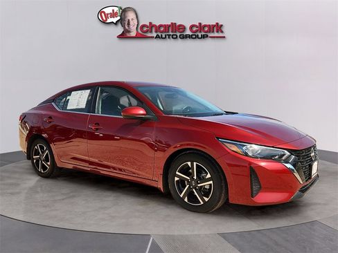 Used 2024 Nissan Sentra SV image 6