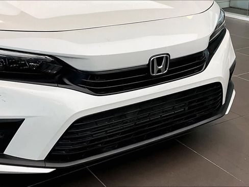 Used 2024 Honda Civic Touring image 32