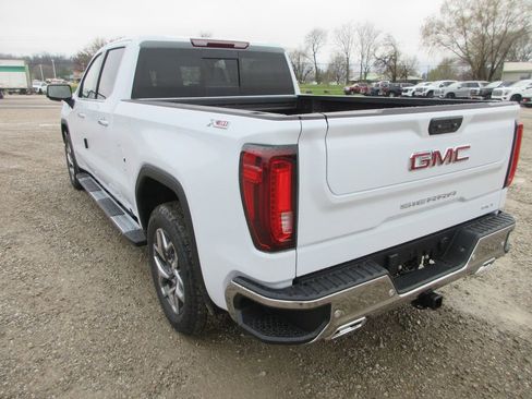 New 2026 GMC Sierra 1500 SLT w/ SLT Premium Plus Package AWD/4WD image 9