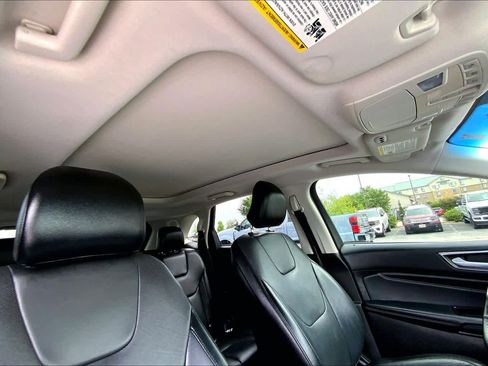 Used 2017 Ford Edge Titanium w/ Equipment Group 302A image 19