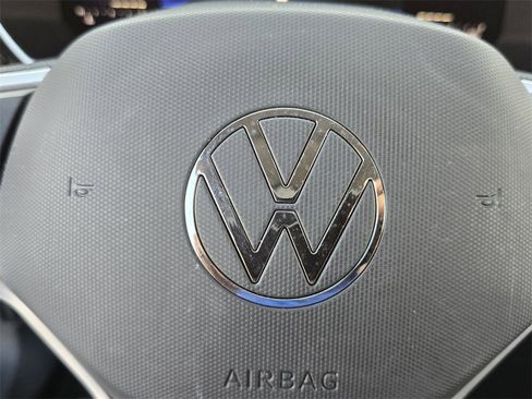 Used 2022 Volkswagen Jetta S image 27