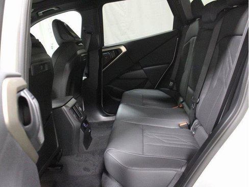 Used 2025 BMW X3 xDrive30i w/ Convenience Package image 15