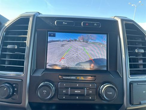 Used 2020 Ford F150 XLT image 28