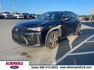 Used 2019 Lexus UX 200 F Sport w/ F Sport Premium Package FWD video 1