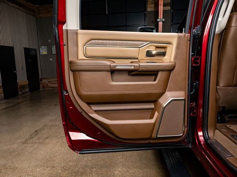 Used 2023 RAM 3500 Limited image 37