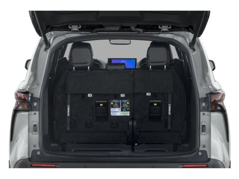 New 2026 Toyota Sienna XLE Woodland Edition AWD/4WD image 13