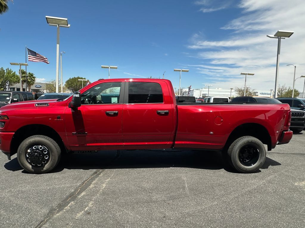New 2026 RAM 3500 Big Horn AWD/4WD image 4
