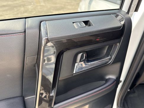 Used 2024 Toyota 4Runner TRD Off-Road image 29