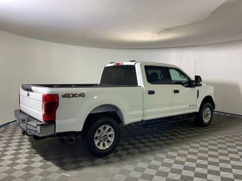 Used 2022 Ford F250 XLT w/ XLT Value Package AWD/4WD image 6