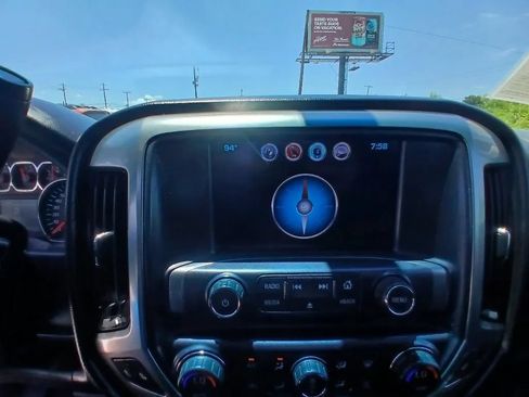 Used 2018 Chevrolet Silverado 1500 LT w/ All Star Edition AWD/4WD image 31