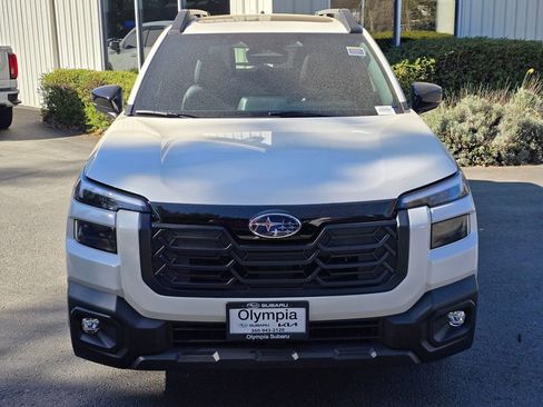 New 2026 Subaru Outback Limited AWD/4WD image 2