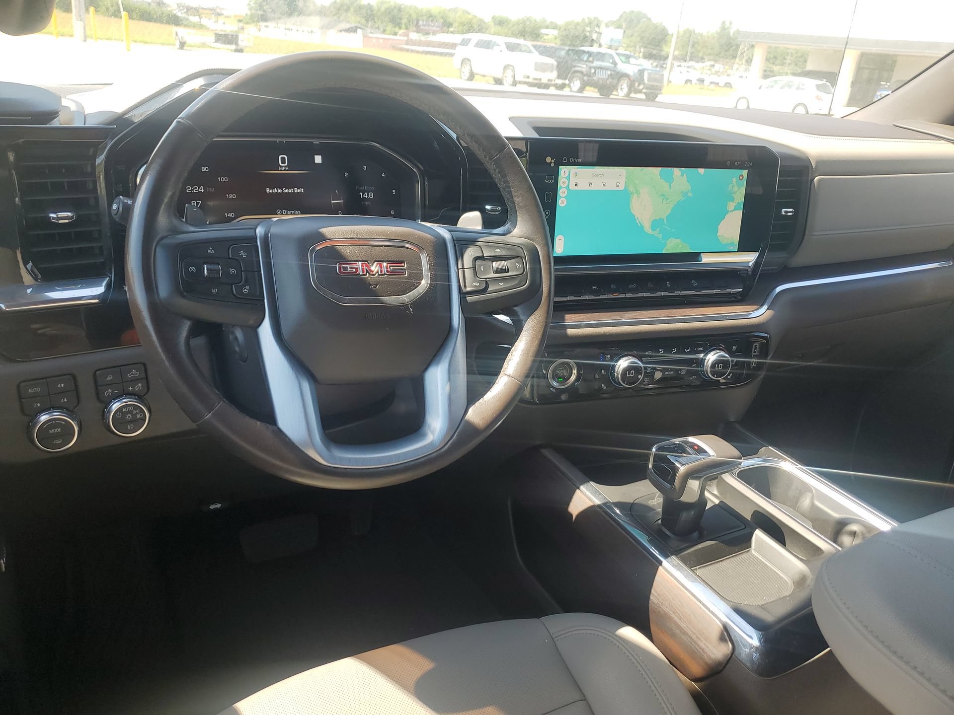 Used 2023 GMC Sierra 1500 SLT w/ SLT Premium Package AWD/4WD image 19