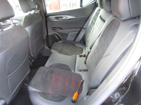 Used 2024 Dodge Hornet GT image 11