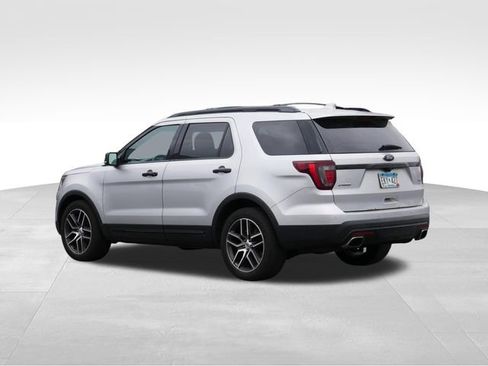Used 2016 Ford Explorer Sport w/ Equipment Group 401A AWD/4WD image 7