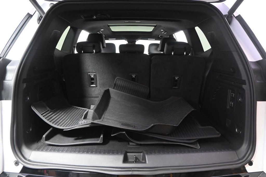 Used 2024 GMC Acadia Denali w/ LPO, Floor Liner Package AWD/4WD image 20