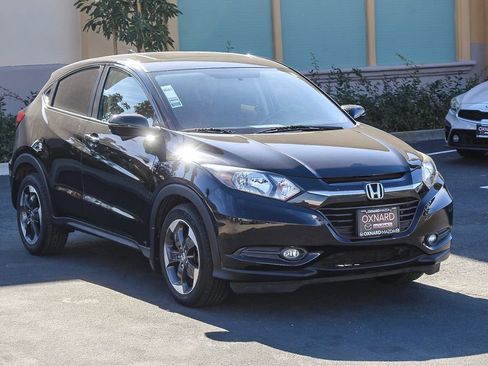 Used 2018 Honda HR-V EX image 3