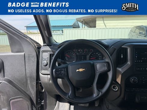 Used 2023 Chevrolet Silverado 1500 Custom RWD image 16