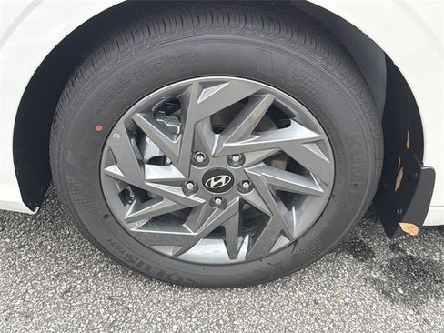 New 2026 Hyundai Elantra Blue image 11