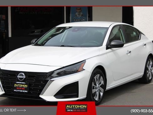 Used 2024 Nissan Altima 2.5 S FWD image 1