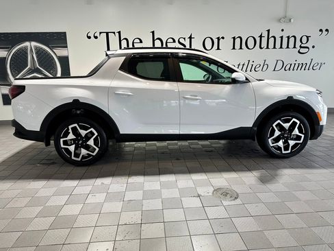 Used 2024 Hyundai Santa Cruz Limited image 3