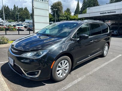 Used 2019 Chrysler Pacifica Touring-L