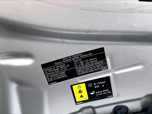 Certified 2023 Volvo XC90 B5 Core w/ Protection Package Premier image 32