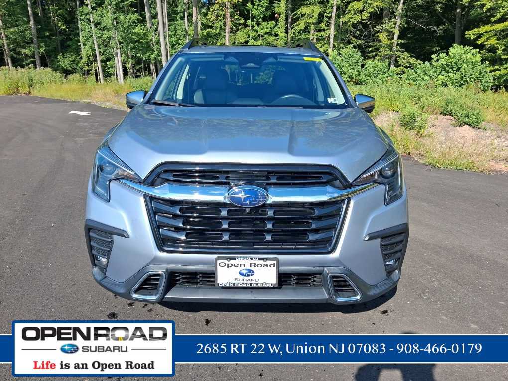 Used 2023 Subaru Ascent Touring AWD/4WD image 8