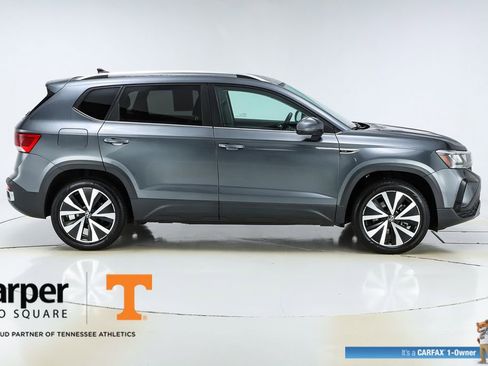 Used 2022 Volkswagen Taos SE image 10