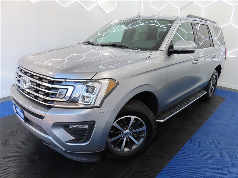 Used 2020 Ford Expedition XLT w/ Equipment Group 202A AWD/4WD image 4