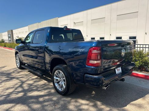 Used 2023 RAM 1500 Laramie AWD/4WD image 5