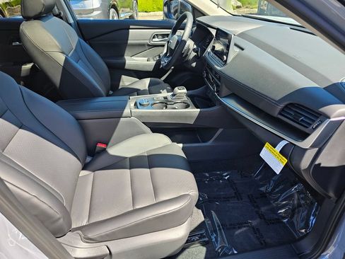New 2026 Nissan Rogue Dark Armor AWD/4WD image 12