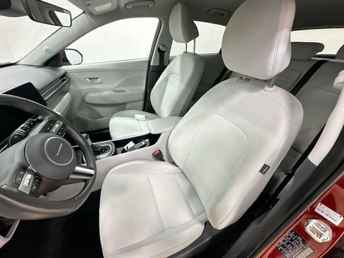 Used 2024 Hyundai Kona SEL AWD/4WD image 14