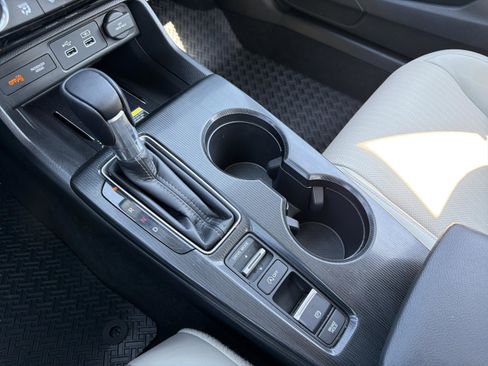 Used 2024 Honda Civic Touring image 22