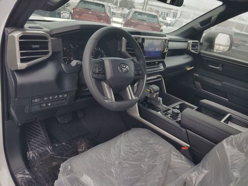 New 2026 Toyota Tundra SR5 image 7