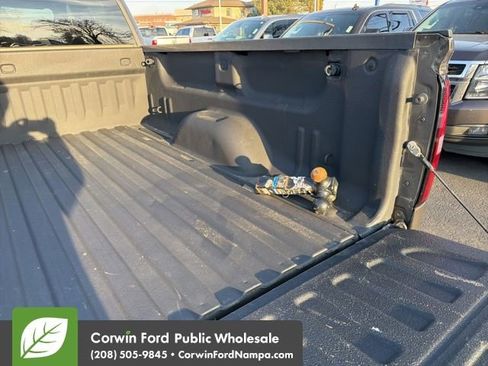 Used 2014 GMC Sierra 1500 SLT w/ Driver Alert Package image 32