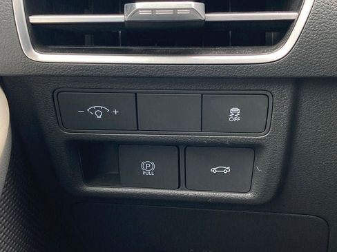 Used 2025 Hyundai Sonata SEL FWD image 11