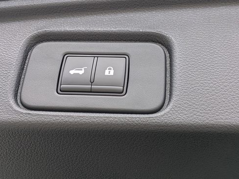 New 2026 Nissan Pathfinder SL FWD image 25