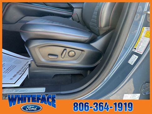 Used 2025 Ford Explorer ST-Line w/ Premium Package image 14
